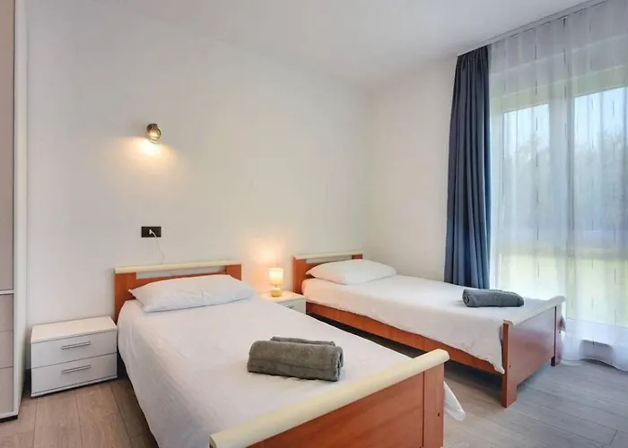 Willa Grande T&d For 14 People Near With Sauna, Fitness & Heated Pool *