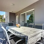Villa Grande T&d For 14 People Near With Sauna, Fitness & Heated Pool *